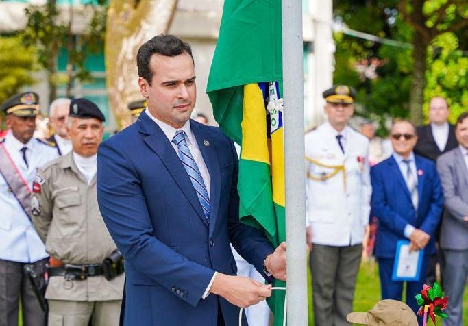 Vice-governador participa de desfile cívico-militar da Independência do Brasil em João Pessoa Vice-governador participa de desfile cívico-militar da Independência do Brasil em João Pessoa