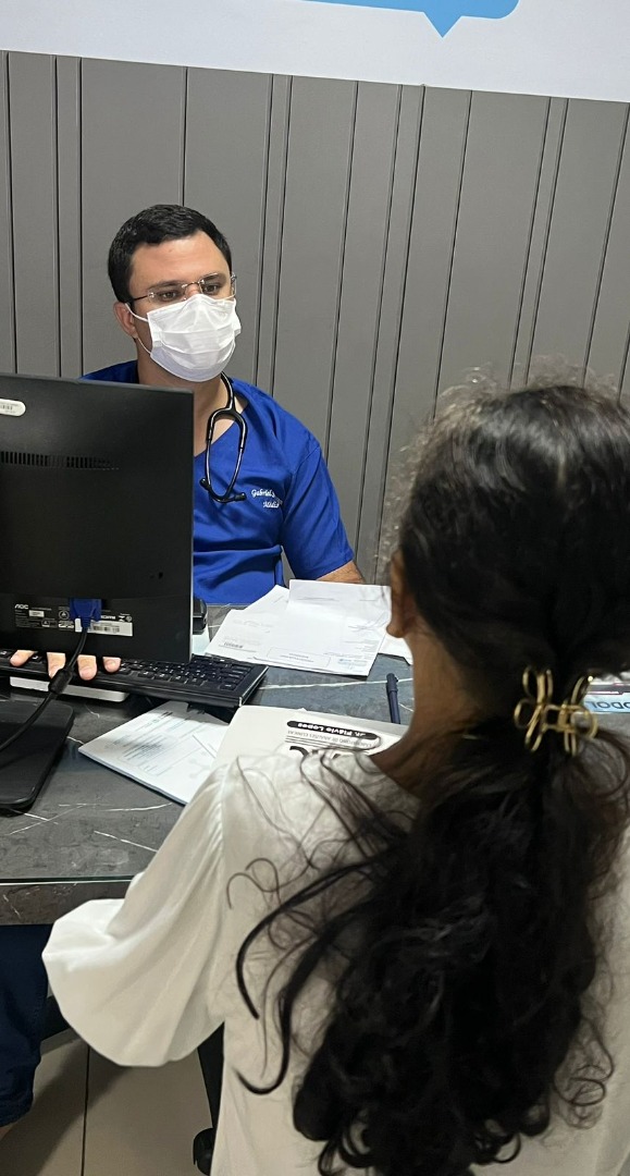 Um dos atendimentos médicos no ambulatório médico do Hospital de Catolé.jpg