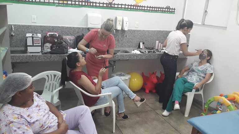O momento beleza foi aproveitado por muita gente.jpg O momento beleza foi aproveitado por muita gente.jpg