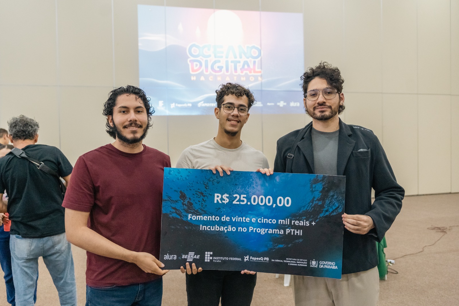 WhatsApp Image 2025-07-25 at 14.48.15 (5).jpeg