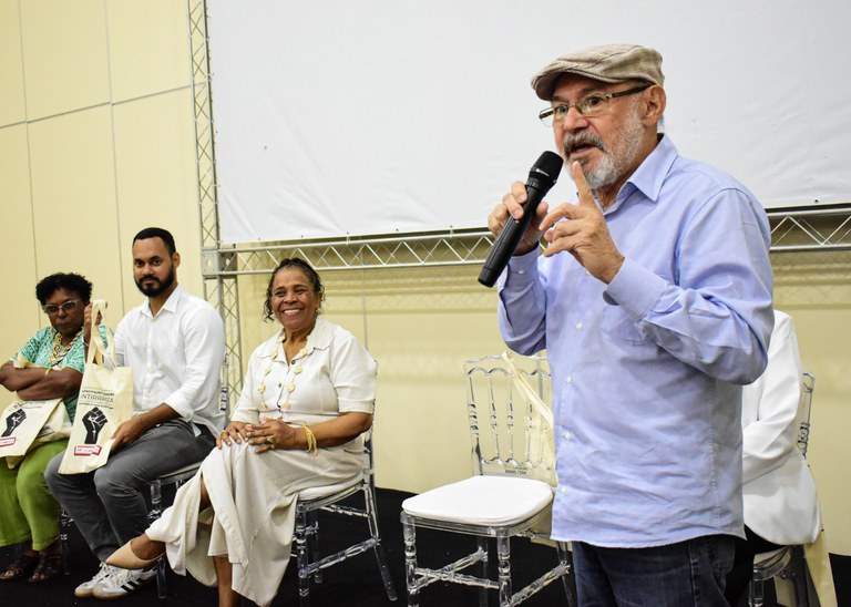 19_09_2025 palestra anti racista fotos Rizemberg (93).jpg