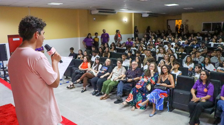 leandro_ecitbraulio_diadolivro-9104.jpg