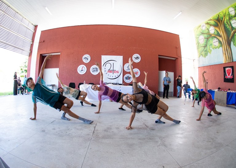Festival de Artes ECIT Mangabeira_Delmer Rodrigues (5).jpg