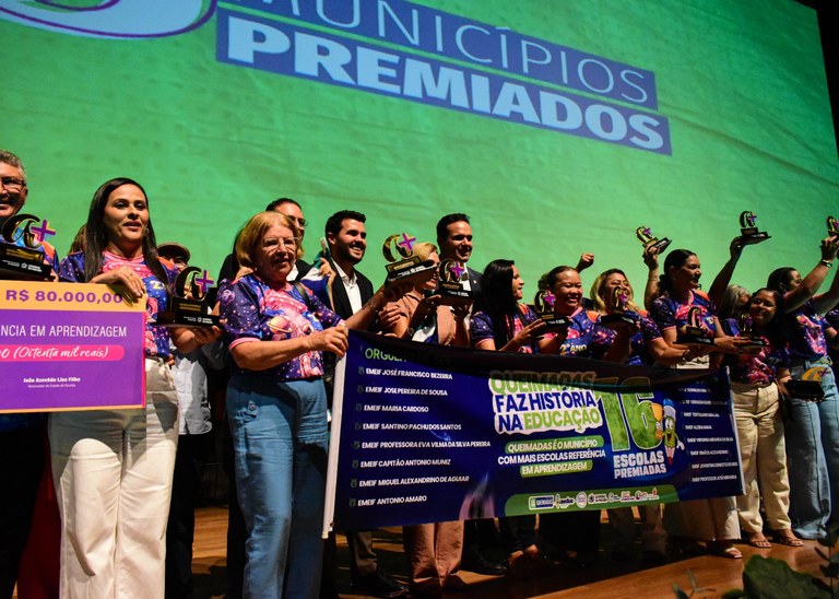 19_03_2026 entrega do premio ALFABETIZA+ fotos Rizemberg (396).jpg