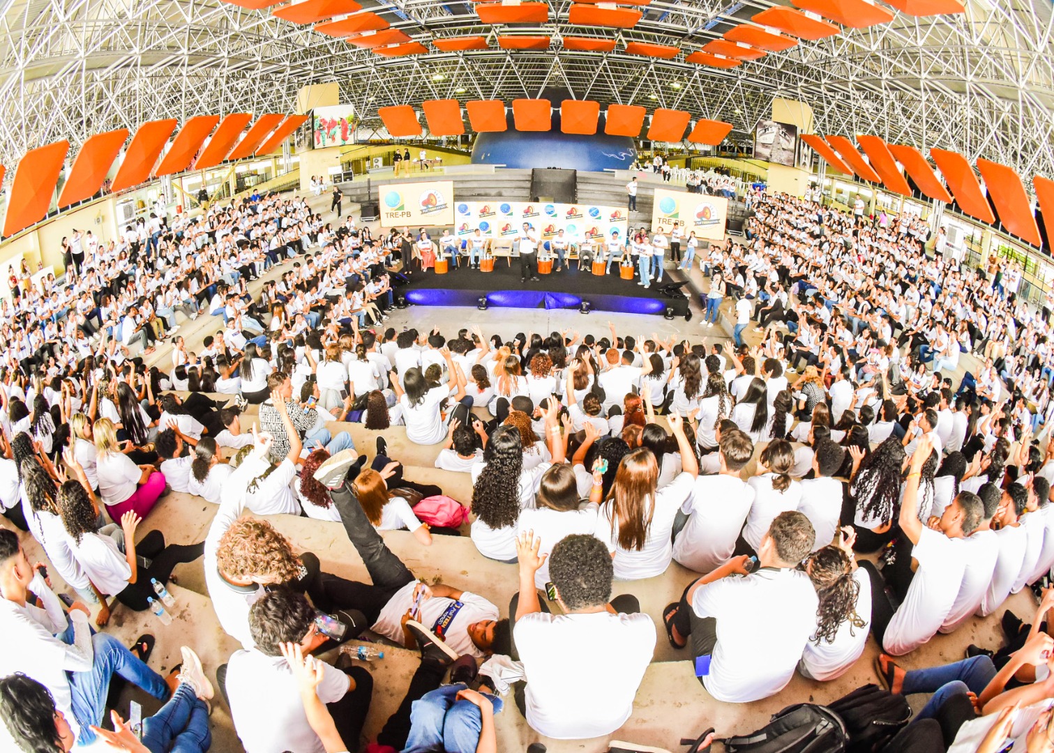 12_08_2025 jovem que vota muda a rota fotos Rizemberg (103).jpg