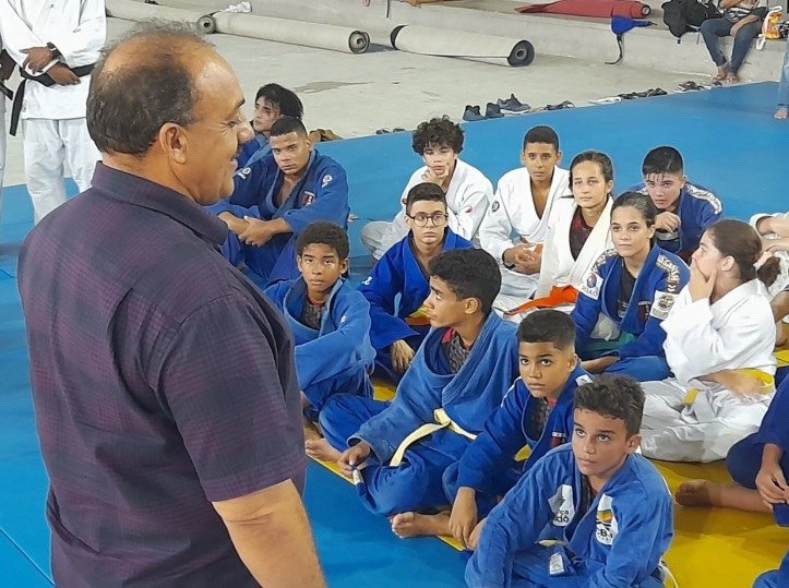 zezinhooooojudoooo.jpg zezinhooooojudoooo.jpg