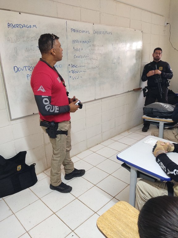 curso de tecnicas de abordagem policial - campina grande - 3.jpg