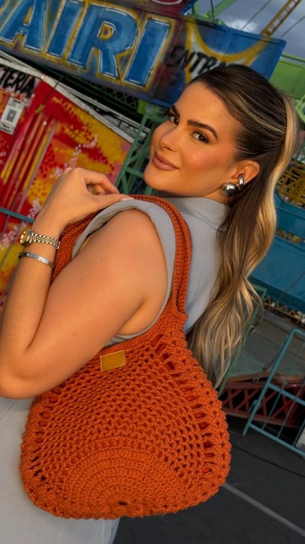 Bolsas em crochê confeccionadas por reeducandos da cadeia de Pombal_destaques em exposições_5.jpg