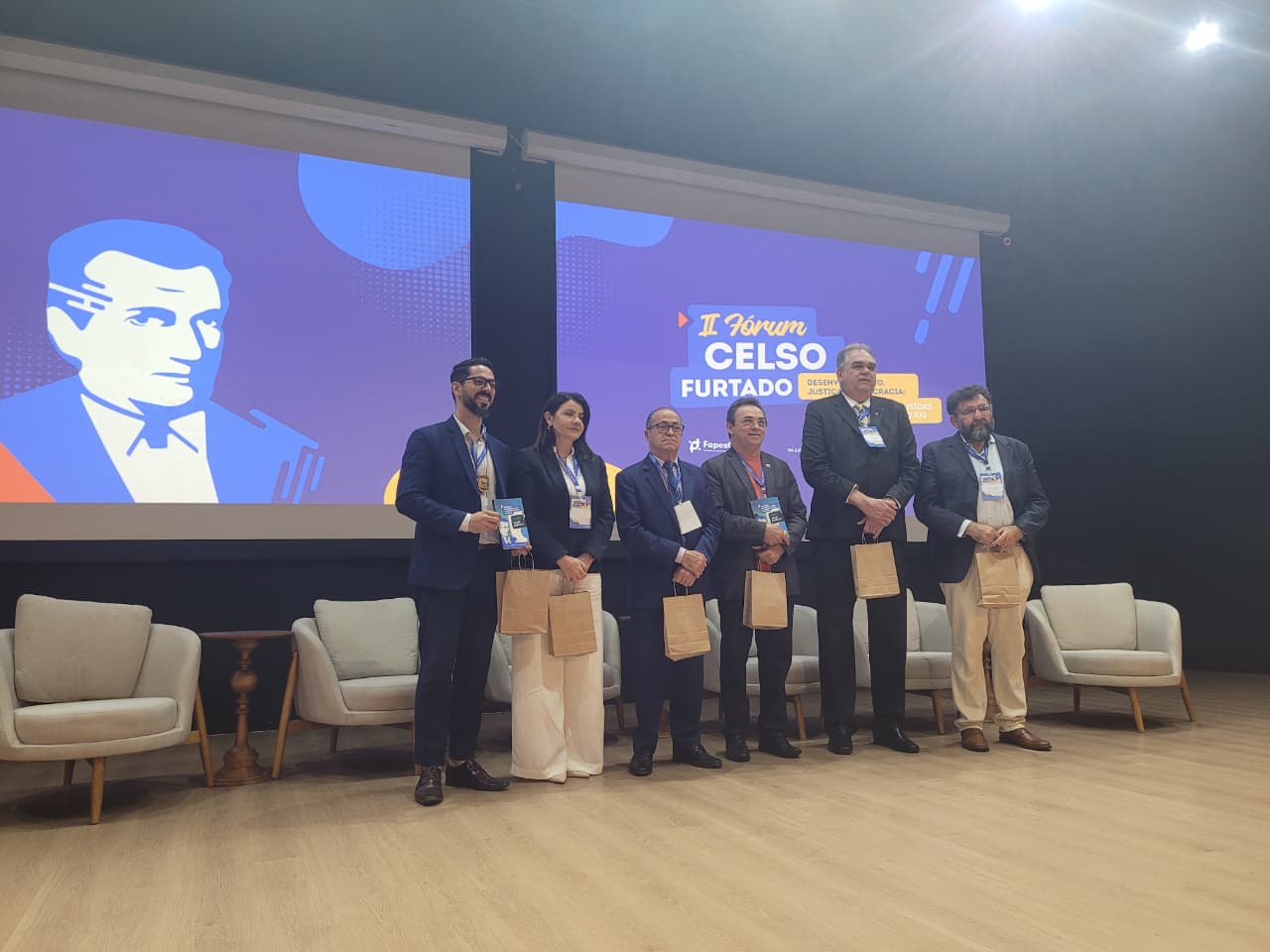 Governo da Paraíba abre Fórum Celso Furtado com SECTIES e SEAP firmando parceria para inovação no sistema prisional_8