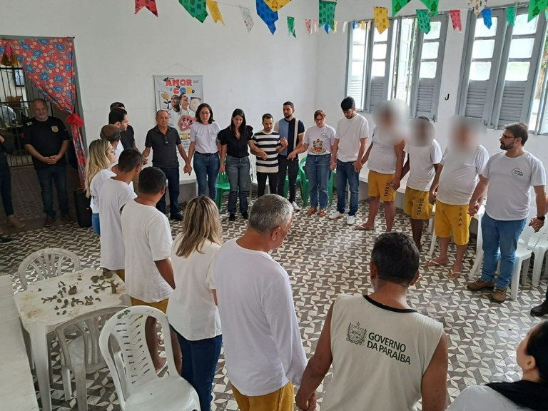 Internos do IPF participam de terapias complementares com grupo espírita Nosso Lar _1
