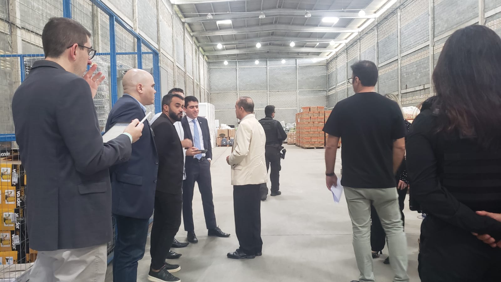 MP e membros do Poder Judiciário da Paraíba realizam visita de inspeção ao Almoxarifado Central da Seap_3.jpg