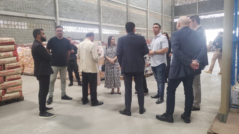 MP e membros do Poder Judiciário da Paraíba realizam visita de inspeção ao Almoxarifado Central da Seap_7.jpg