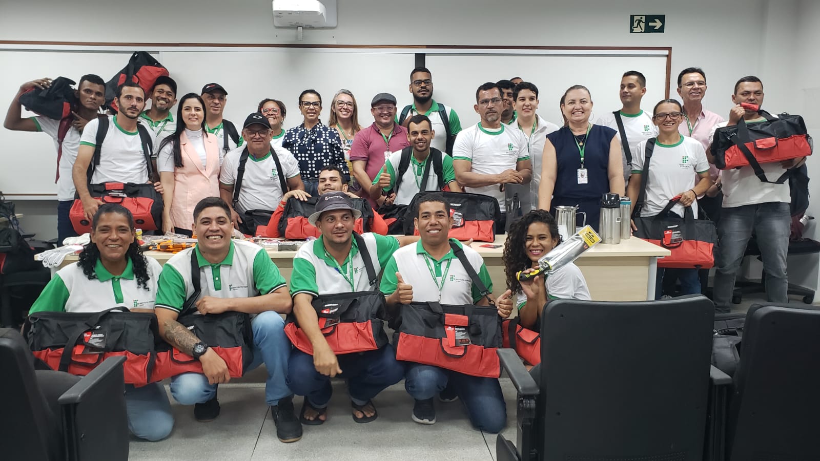 Projeto Alvorada Ciclo 2 Egressos do Sistema Prisional Recebem Kits de Ferramentas_1.jpg