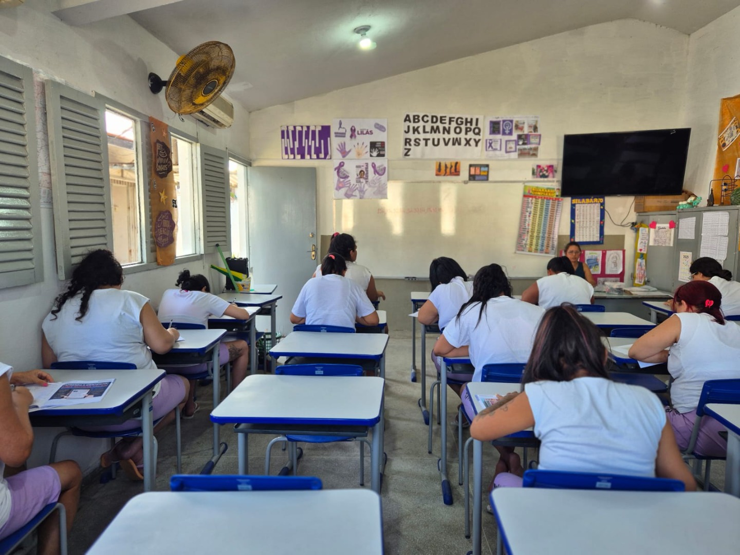 Reeducandos da Paraíba participam do segundo dia de provas do Encceja PPL 2025_6.jpg