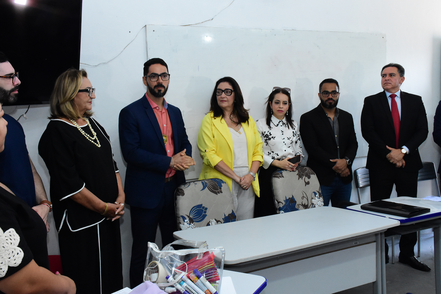 virando a página 00.jpg