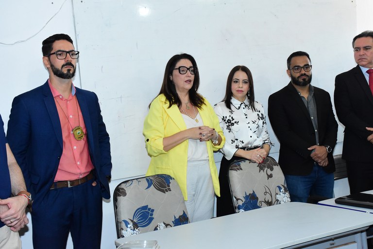 virando a página_7.jpg