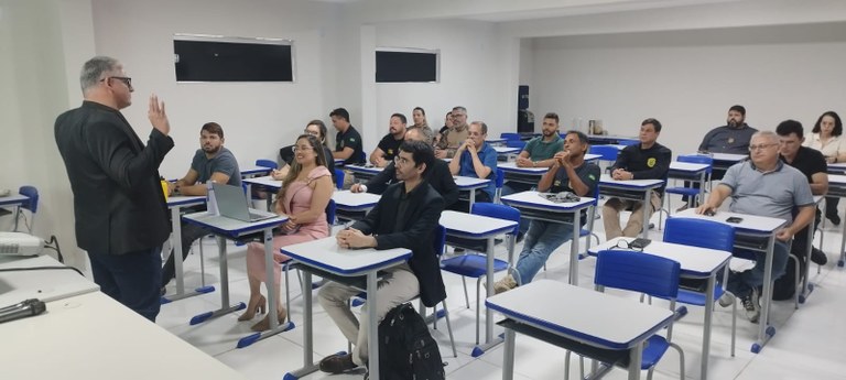 Aspectos Jurídicos e Administrativos na Atividade Prisional_EGEPEN_2.jpg