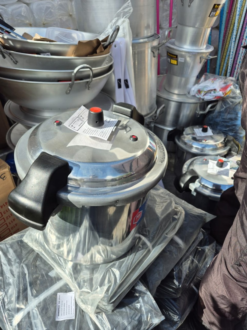 Seap-PB entrega kits de higiene e utensílios de cozinha para a Penitenciária Sílvio Porto_12.jpg