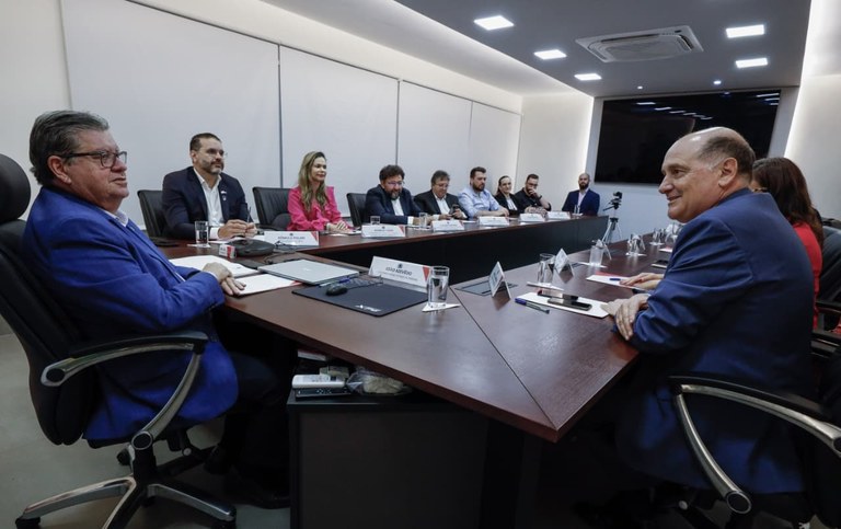 reunião com o embaixador da argentina no brasil (3).jpeg