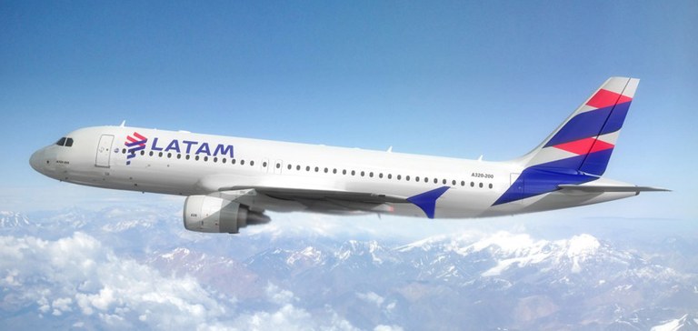 aribus 320 latam.jpg aribus 320 latam.jpg