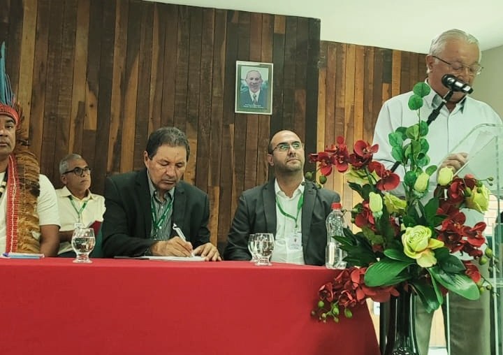 Semas participa da cerimônia da consulta pública do Procase II e destaca o alinhamento institucional para ações de mudanças climáticas Semas participa da cerimônia da consulta pública do Procase II e destaca o alinhamento institucional para ações de mudanças climáticas