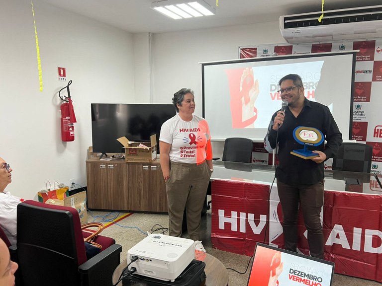 10º Seminário Dezembro Vermelho (5).jpeg