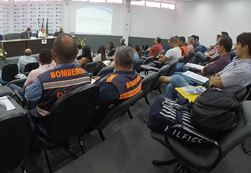 curso de seguranca de barragens e realizado em João Pessoa (4).JPG
