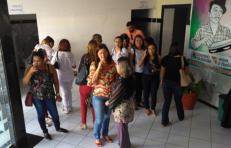 agevisa capacita professores e gestores escolares no combate ao fumo (1).jpg