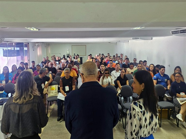 Oficina Código Sanitário em Patos (03).jpg