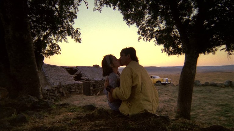 BETTY BLUE2.jpg