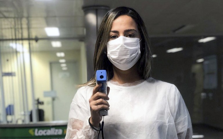 barreira sanitaria do governo no aeroporto (4).jpg barreira sanitaria do governo no aeroporto (4).jpg