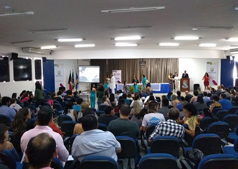 fundac-bolsista-egresso-recebe-premio-jovem-pesquisador-da-UFPB-4.jpg