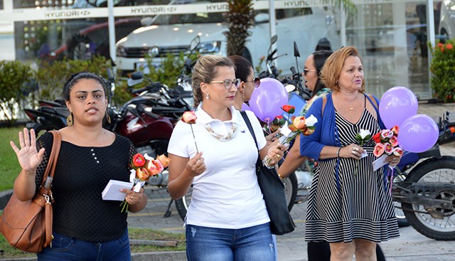 07-03-18-Ação-do-Dia-Internacional-da-Mulher-Foto-Alberto-Machado-5.jpg