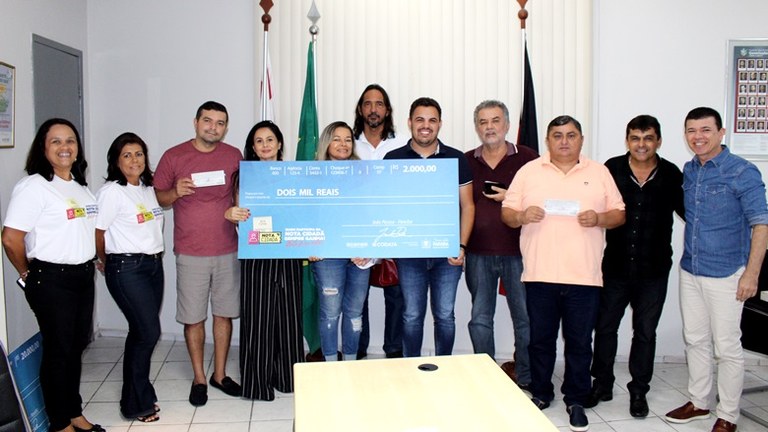 Foto_Entrega_dos_Prêmios_2º_Sorteio.JPG
