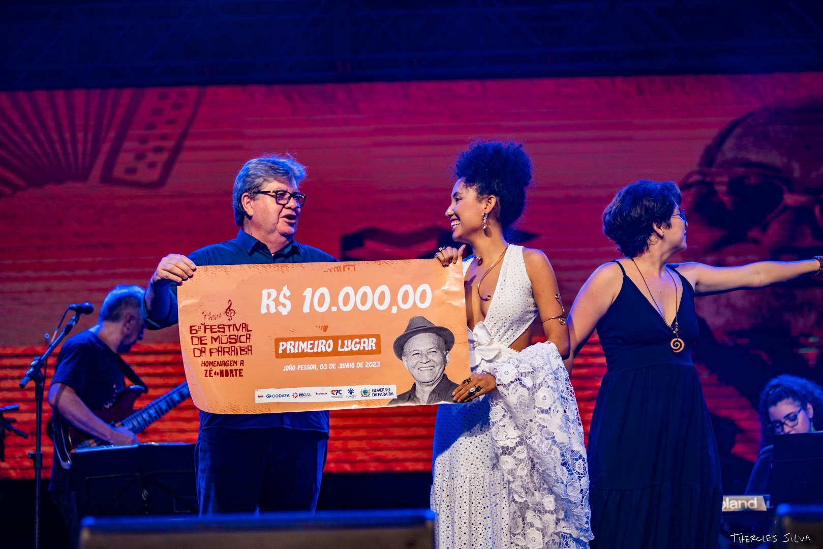 gov ao lado da campeã, bianca.jpg