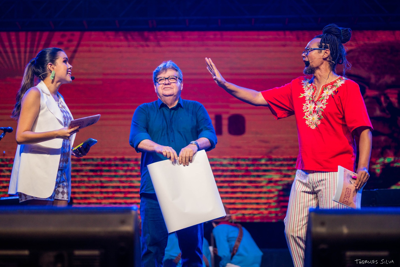 gov ao lado de amanda falcão e jãmarrí nogueira-foto thercles silva.jpg