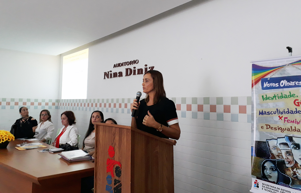 cendac projeto sobre violencia domestica e cultura de paz CG (7).jpg