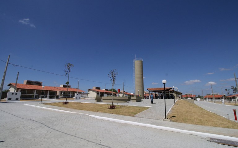 ricardo inaugura cidade madura em patos foto francisco frança (12).JPG