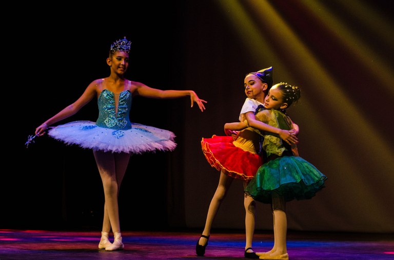 dança2-pinóquio.jpg
