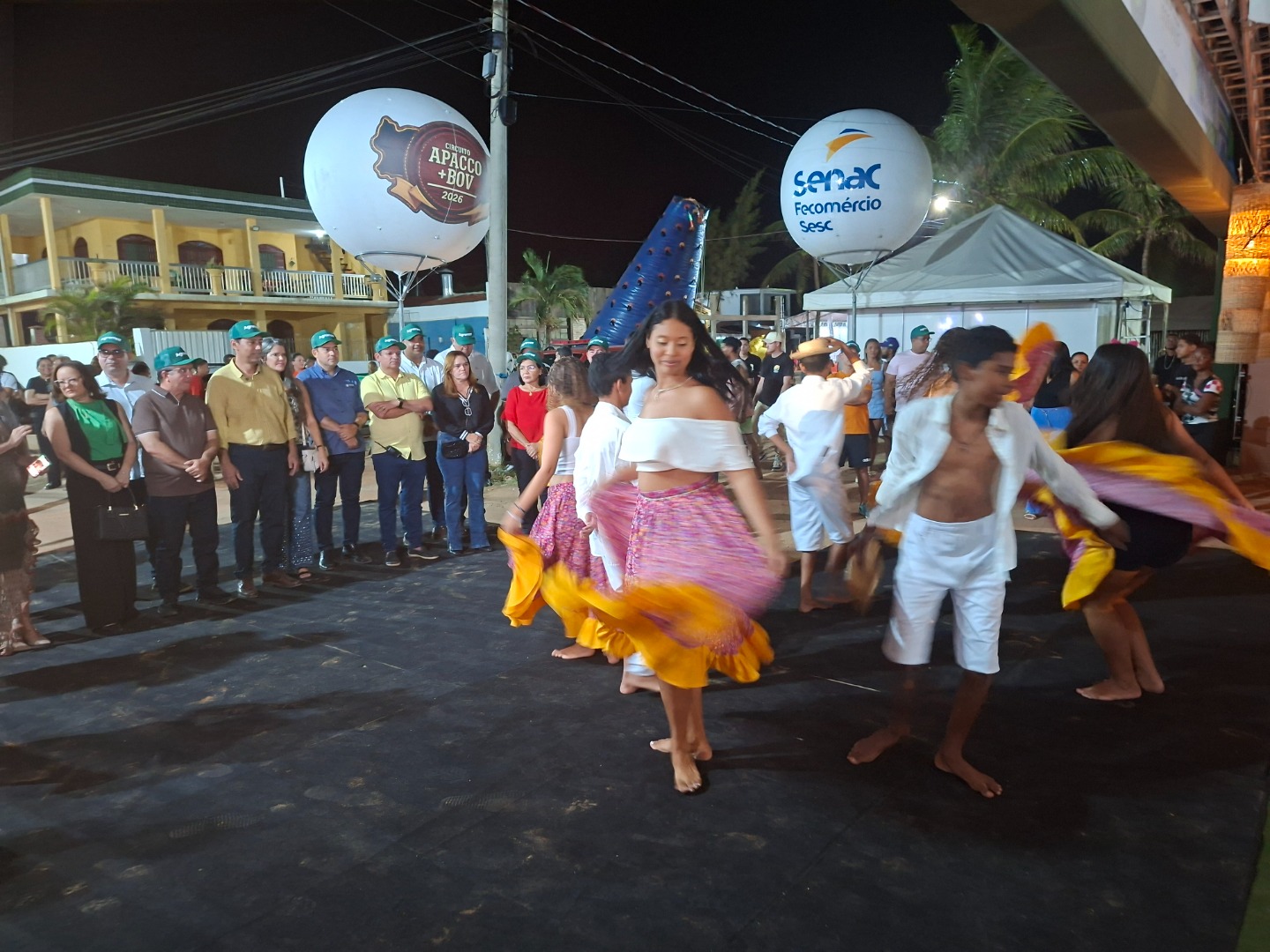 Apresentação cultural na abertura da Agromar Lucena.jpg