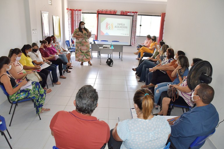 12-01-22 Projeto Familia que Acolhe em Barra de Santana Foto-Alberto Machado  (5).JPG