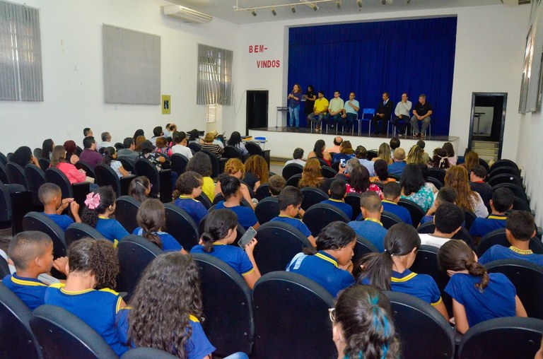ENTREGA-PROPOSTA-CURRICULAR-2.jpeg