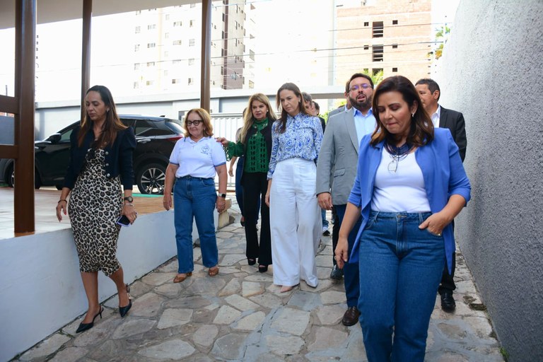 primeira dama PB e CE visitam programas sociais da PB foto alberi pontes (16).jpg