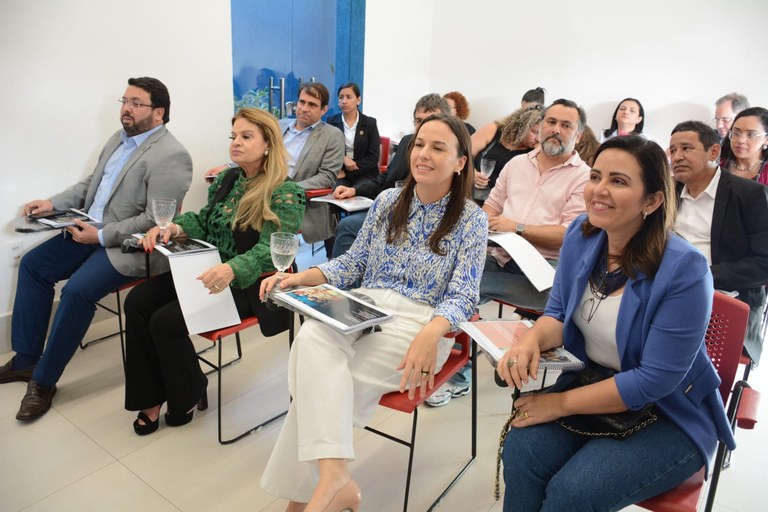 primeira dama PB e CE visitam programas sociais da PB foto alberi pontes (37).jpg