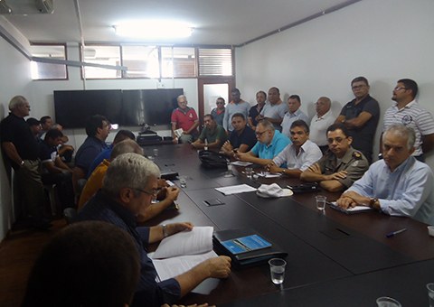 der-conselho-gestor-aprova-regulamento-do-transporte-complementar-no-estado-1.jpg der-conselho-gestor-aprova-regulamento-do-transporte-complementar-no-estado-1.jpg
