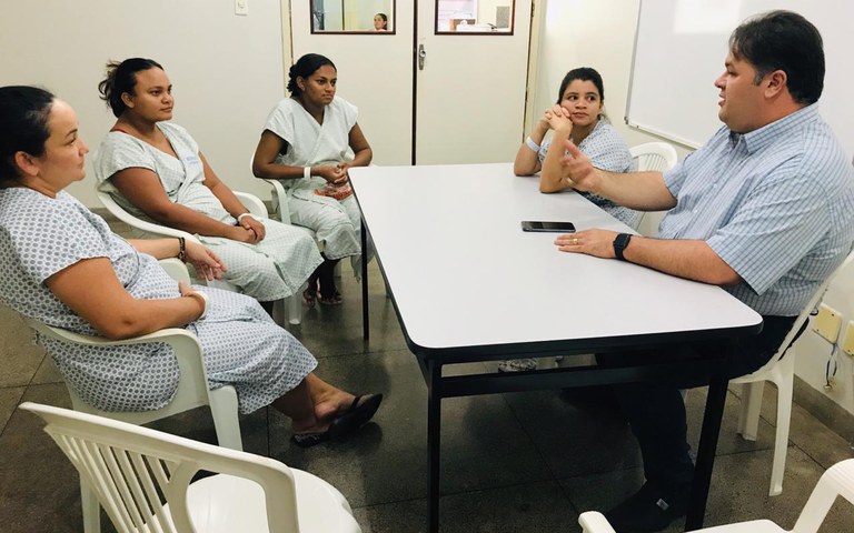 ses croche terapia junto a maes de criancas com cuidados especiais da maternidade de patos (6).jpeg
