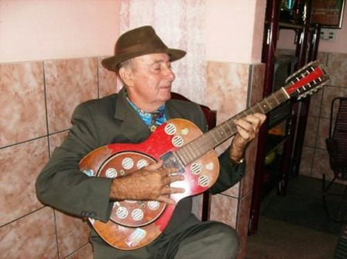 louro branco.png louro branco.png