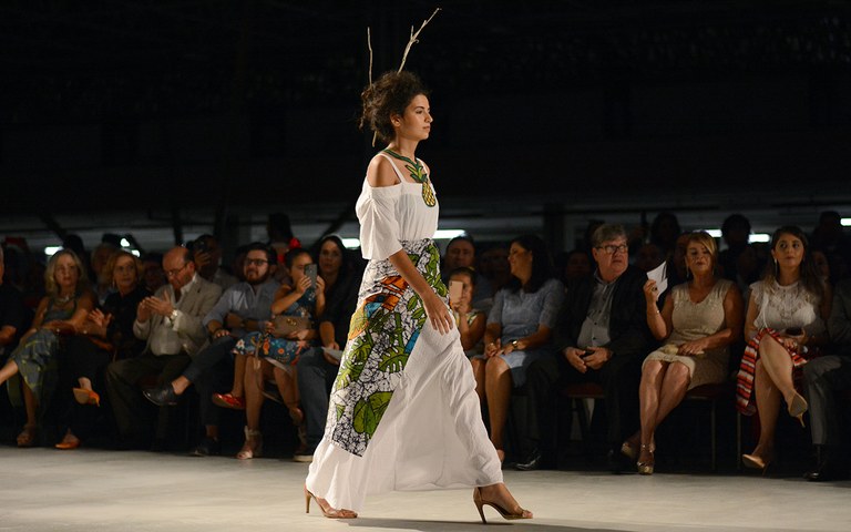 Desfile Renda Renasceça foto Francisco França Secom PB (79).JPG