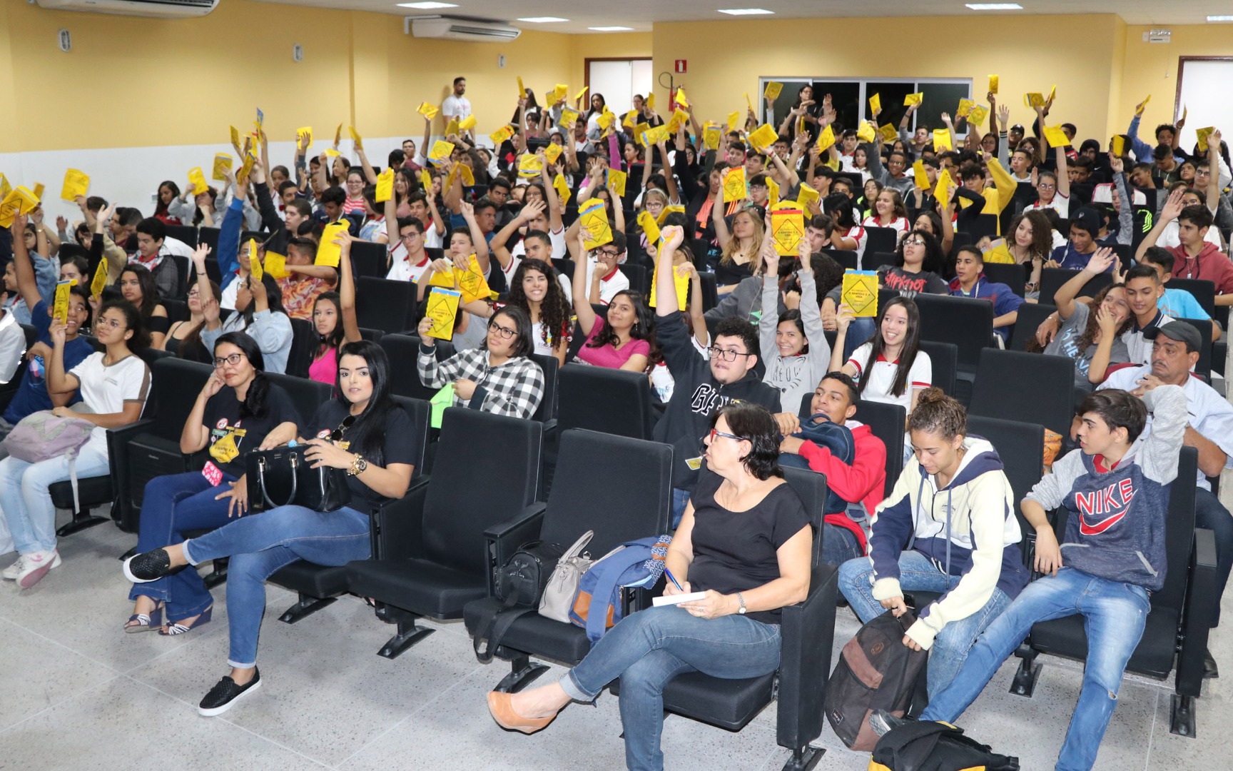 detran encerramento da semana nacional do transito (2).JPG