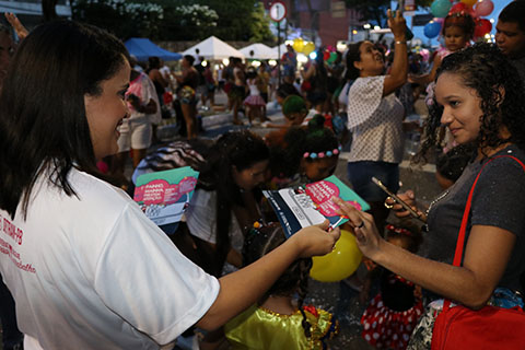PORTAL 26.02.19 Ação Detran no bloco Muriçoquinhas (2).JPG